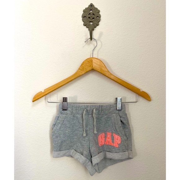 Gap Kids • Heather Gray Knit Sequins Logo Patch Cuffed Pull-on Shorts - Picture 2 of 11